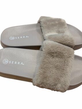Serra  Women’s Size 8 Sandals Slide Faux Fur Fuzzy Beige